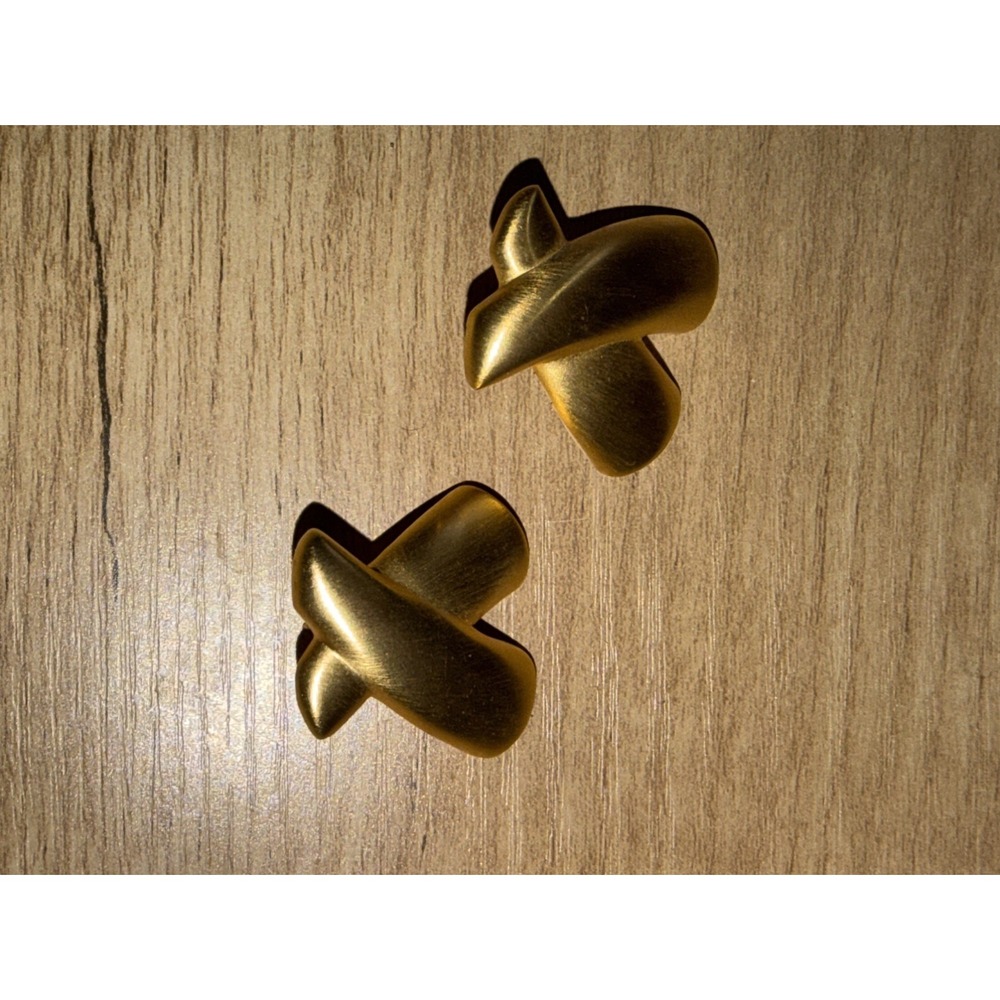 Vintage Matte Satin Gold Tone X Earrings - Picture 4 of 4
